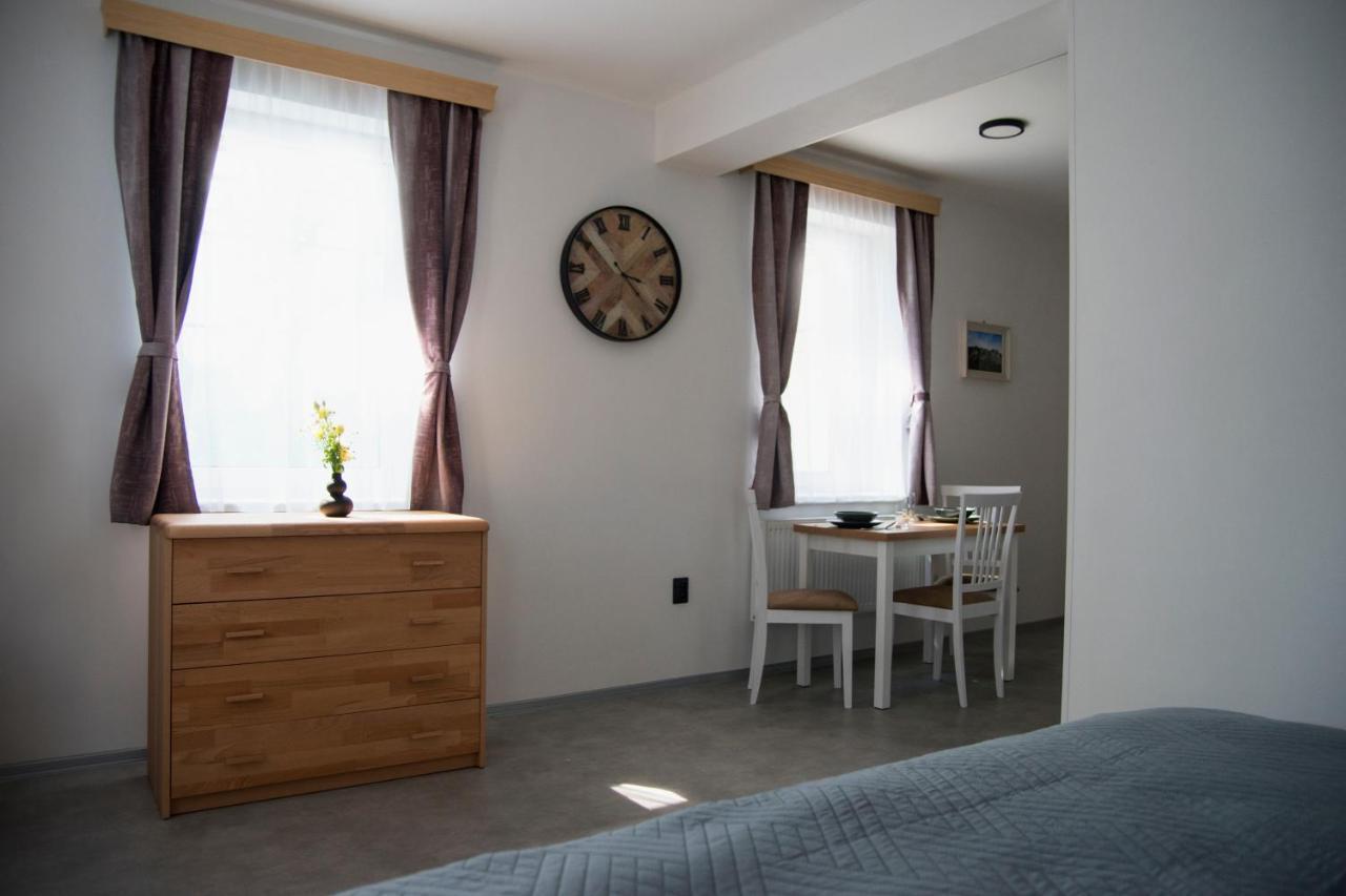 Apartmany Golias Krasna Lipa Ngoại thất bức ảnh