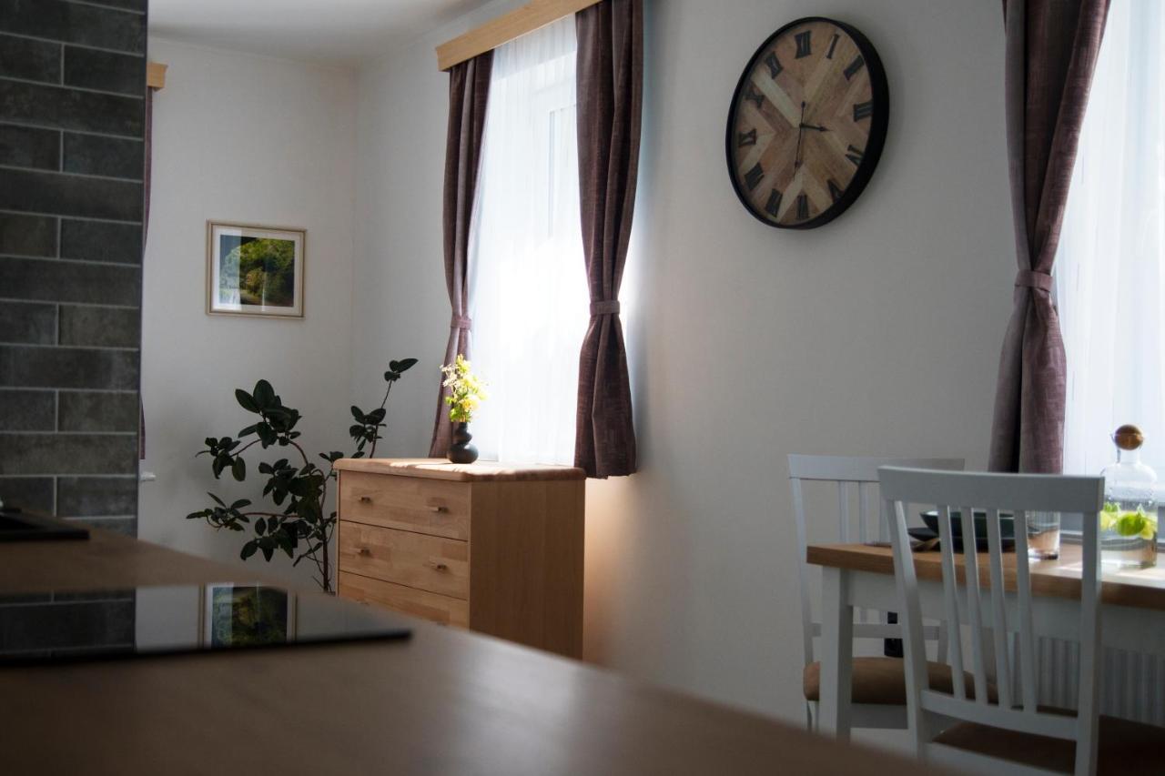 Apartmany Golias Krasna Lipa Ngoại thất bức ảnh